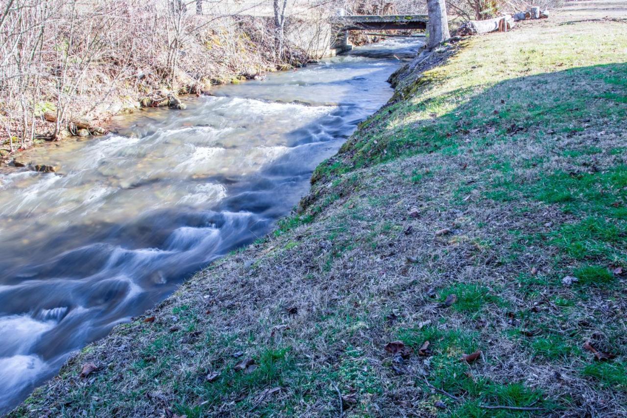 WhittierMeadow Creek Manor别墅 外观 照片